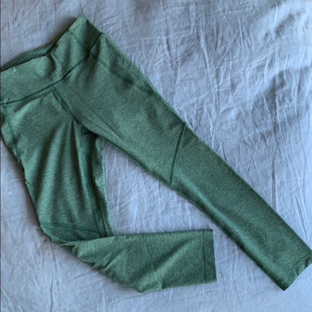 Outdoor Voices 3/4 Warmup Leggings